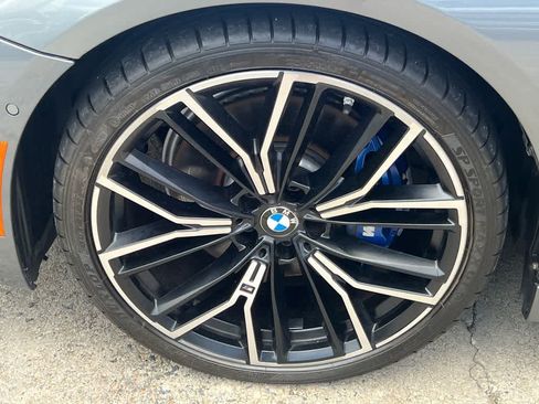 Used 2022 BMW 530i w/ M Sport Package RWD image 11