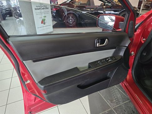 Used 2012 Mitsubishi Galant ES image 6