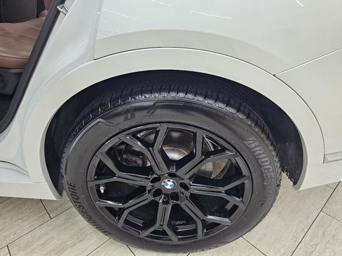 Used 2019 BMW X7 xDrive40i w/ Premium Package AWD/4WD image 42