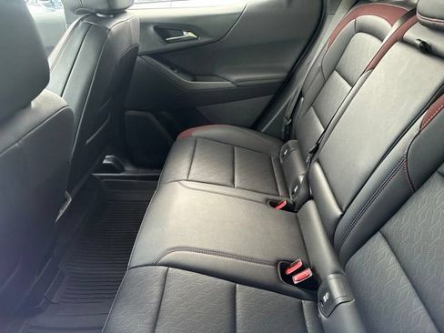 Used 2026 Chevrolet Equinox RS w/ LPO, Floor Liner Package FWD image 9