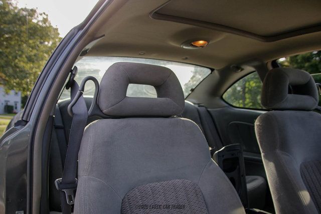 Used 2005 Pontiac Grand Am GT FWD image 40