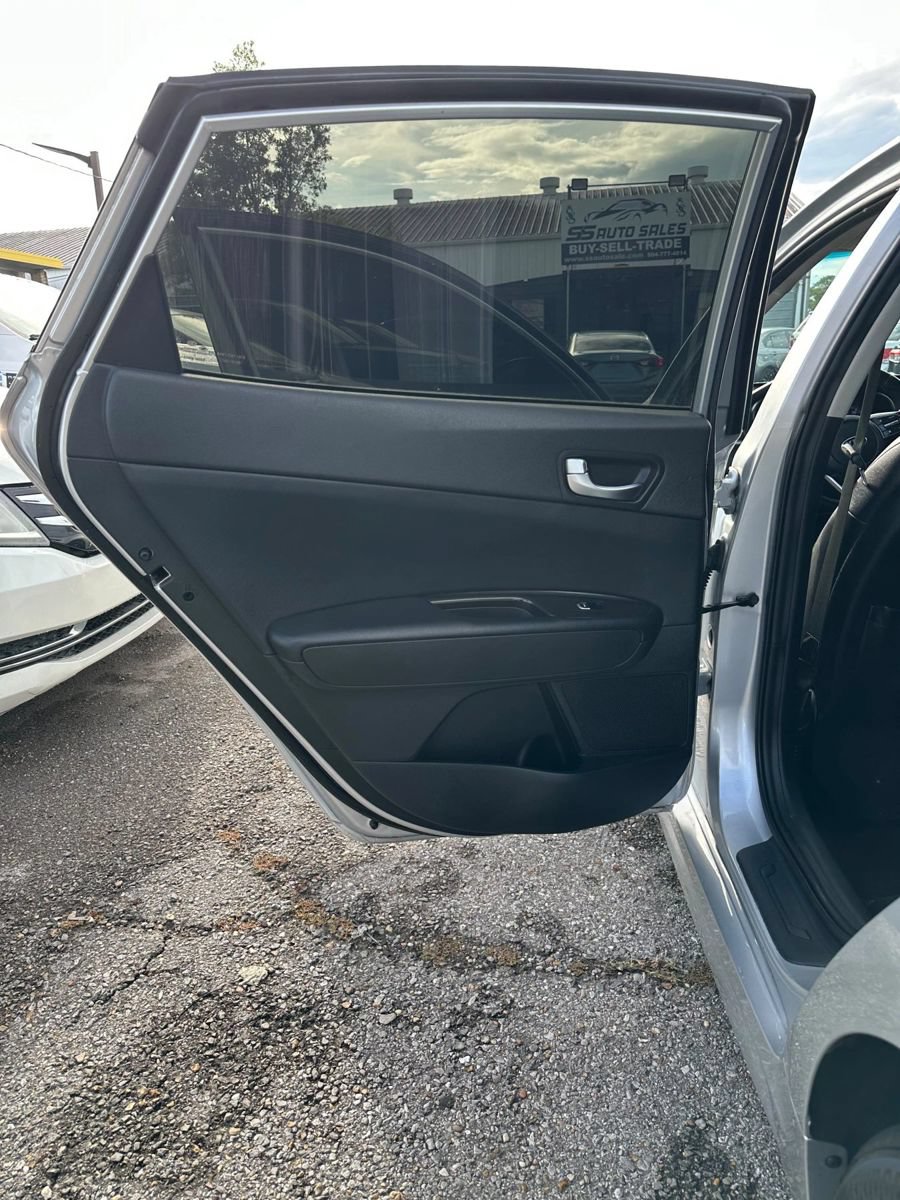 Used 2019 Kia Optima EX w/ EX Premium Package FWD image 11
