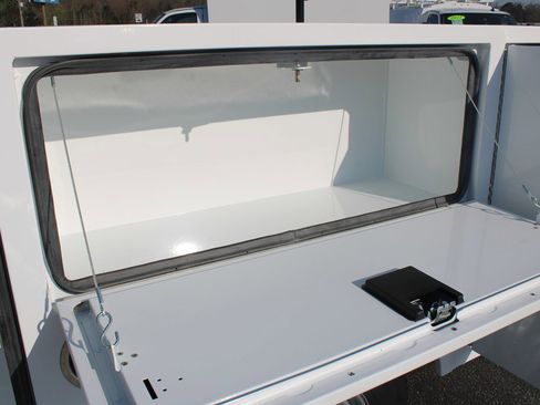 Used 2025 Ford F250 XL image 15