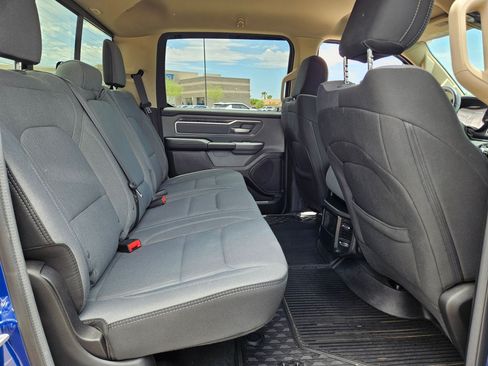 Used 2019 RAM 1500 Big Horn AWD/4WD image 25