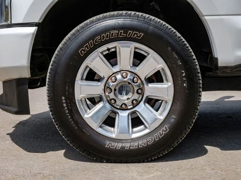 Used 2022 Ford F250 Platinum w/ FX4 Off-Road Package image 62