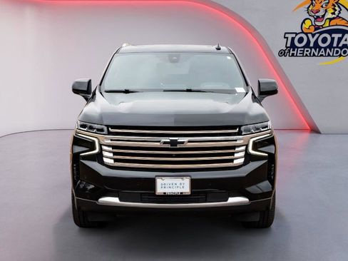 Used 2022 Chevrolet Tahoe High Country w/ Premium Package image 2