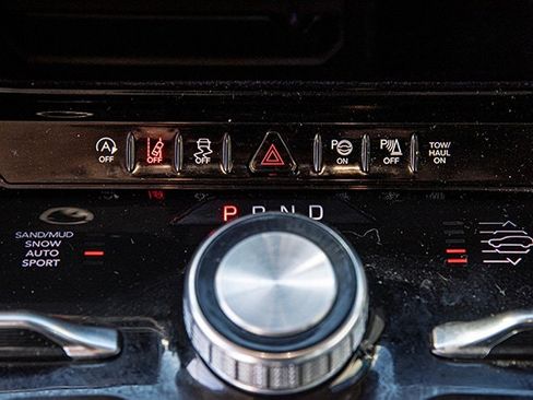 Used 2023 Jeep Wagoneer Series II w/ Convenience Group I image 25