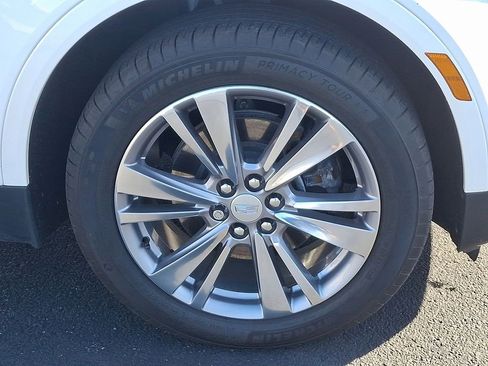 Certified 2024 Cadillac XT5 Premium Luxury w/ LPO, Floor Liner Package image 10