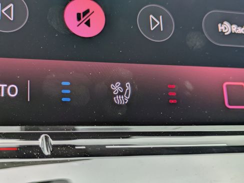 New 2026 Volkswagen Tiguan SEL R-Line AWD/4WD image 23