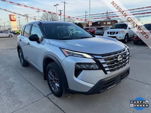 Certified 2025 Nissan Rogue S image 1