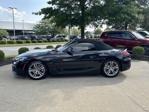 Used 2025 BMW Z4 sDrive30i RWD image 2