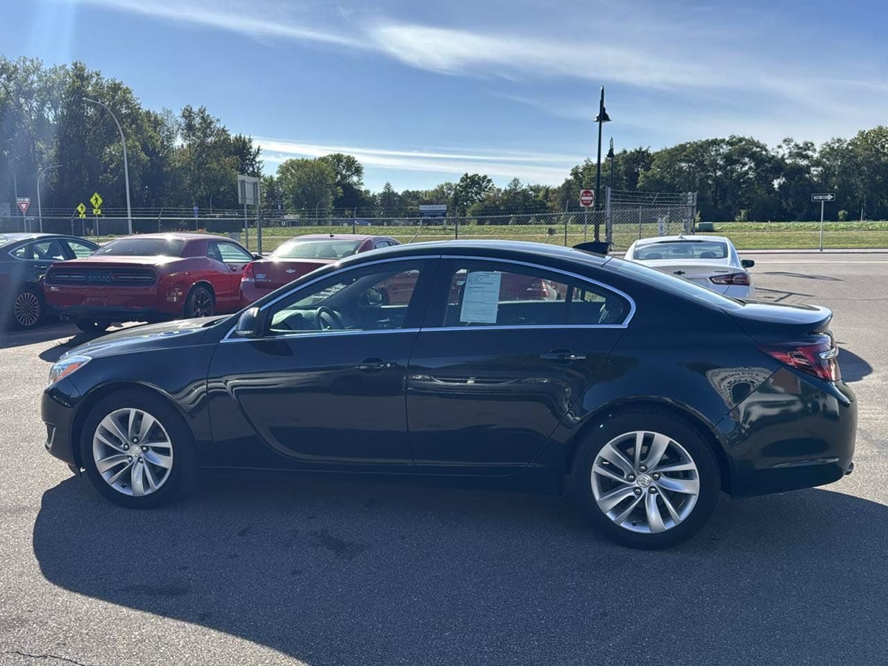 Used 2016 Buick Regal Premium w/ Driver Confidence Package #2 AWD/4WD image 8
