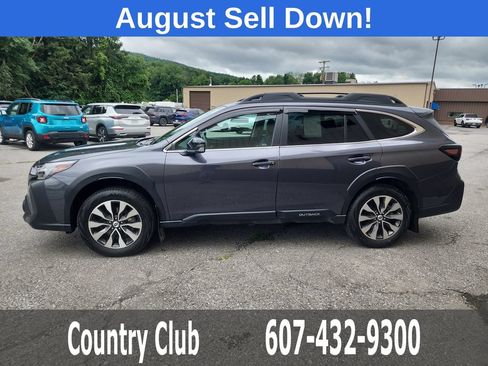 Used 2025 Subaru Outback Limited AWD/4WD image 5