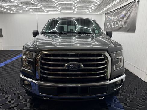 Used 2017 Ford F150 XLT w/ Equipment Group 302A Luxury AWD/4WD image 4