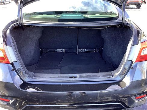 Used 2017 Nissan Sentra S image 30