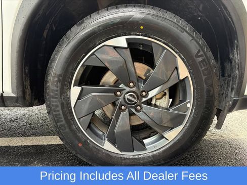 Used 2024 Nissan Rogue SV AWD/4WD image 27