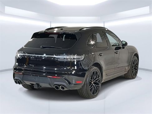 Used 2025 Porsche Macan GTS image 7
