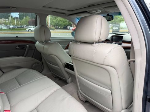 Used 2005 Acura RL AWD/4WD image 25