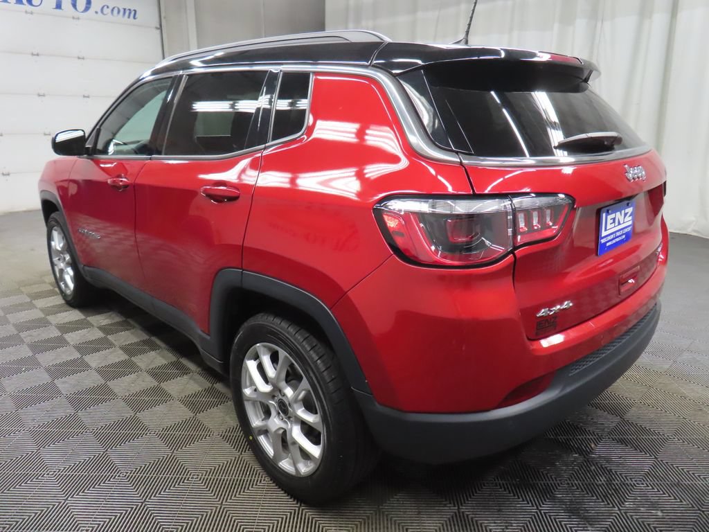 Used 2025 Jeep Compass Limited AWD/4WD image 6