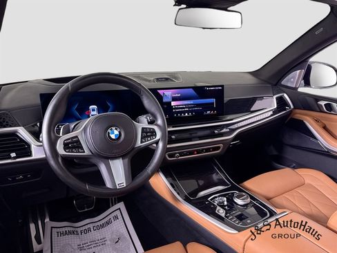Used 2024 BMW X5 xDrive40i w/ M Sport Package AWD/4WD image 30