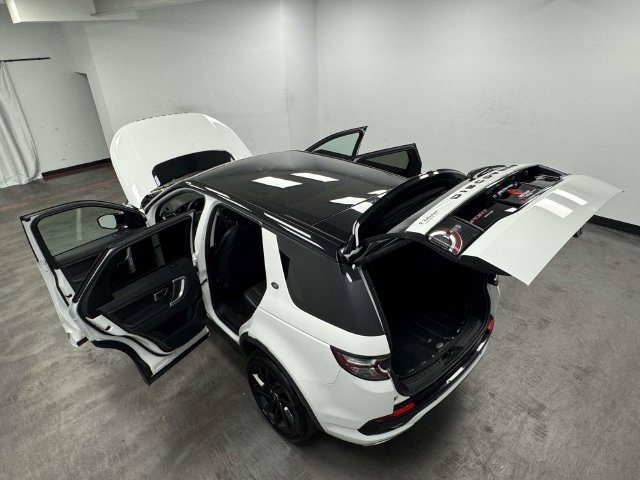 Used 2019 Land Rover Discovery Sport HSE Dynamic AWD/4WD image 17