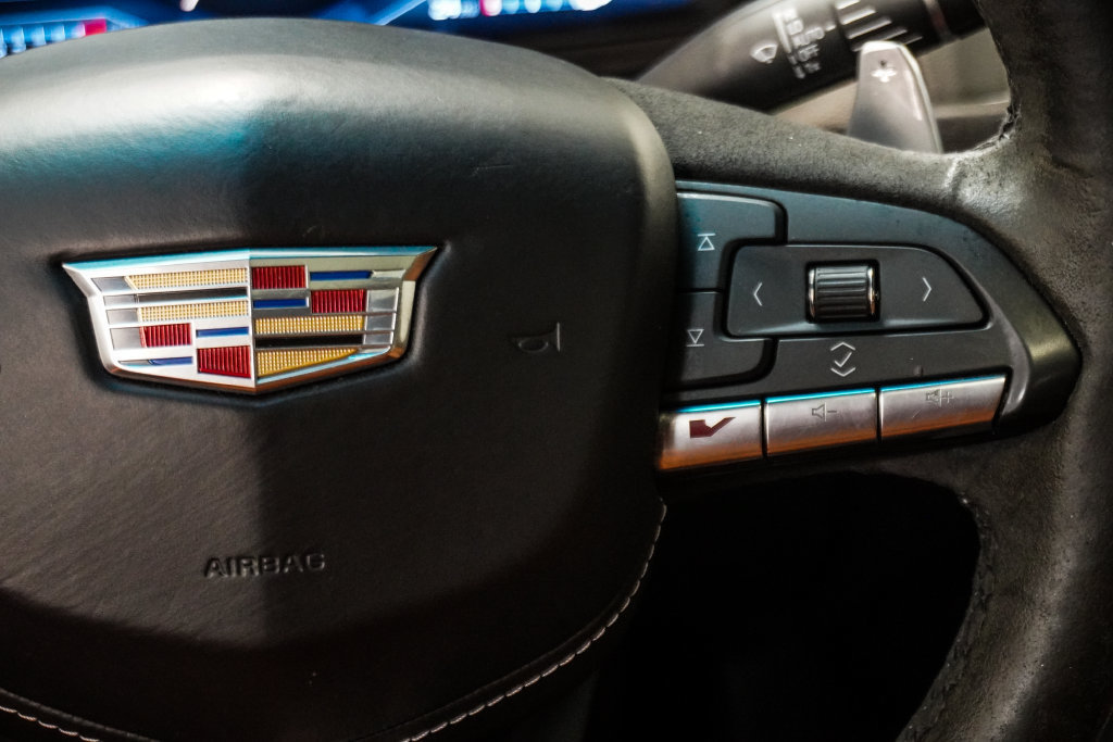 Used 2023 Cadillac CT5 V w/ Platinum Package AWD/4WD image 16