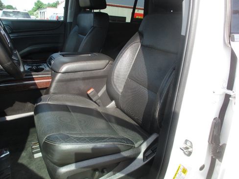 Used 2015 GMC Yukon SLT w/ Open Road Package image 19