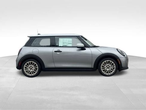 New 2026 MINI Cooper S image 2