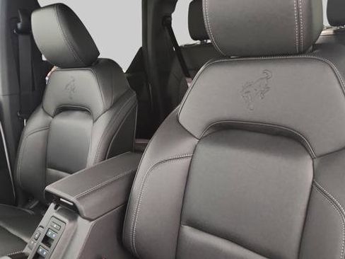 New 2025 Ford Bronco Big Bend w/ Black Diamond Package image 9