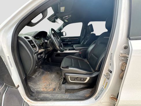 Used 2023 RAM 1500 Laramie AWD/4WD image 24