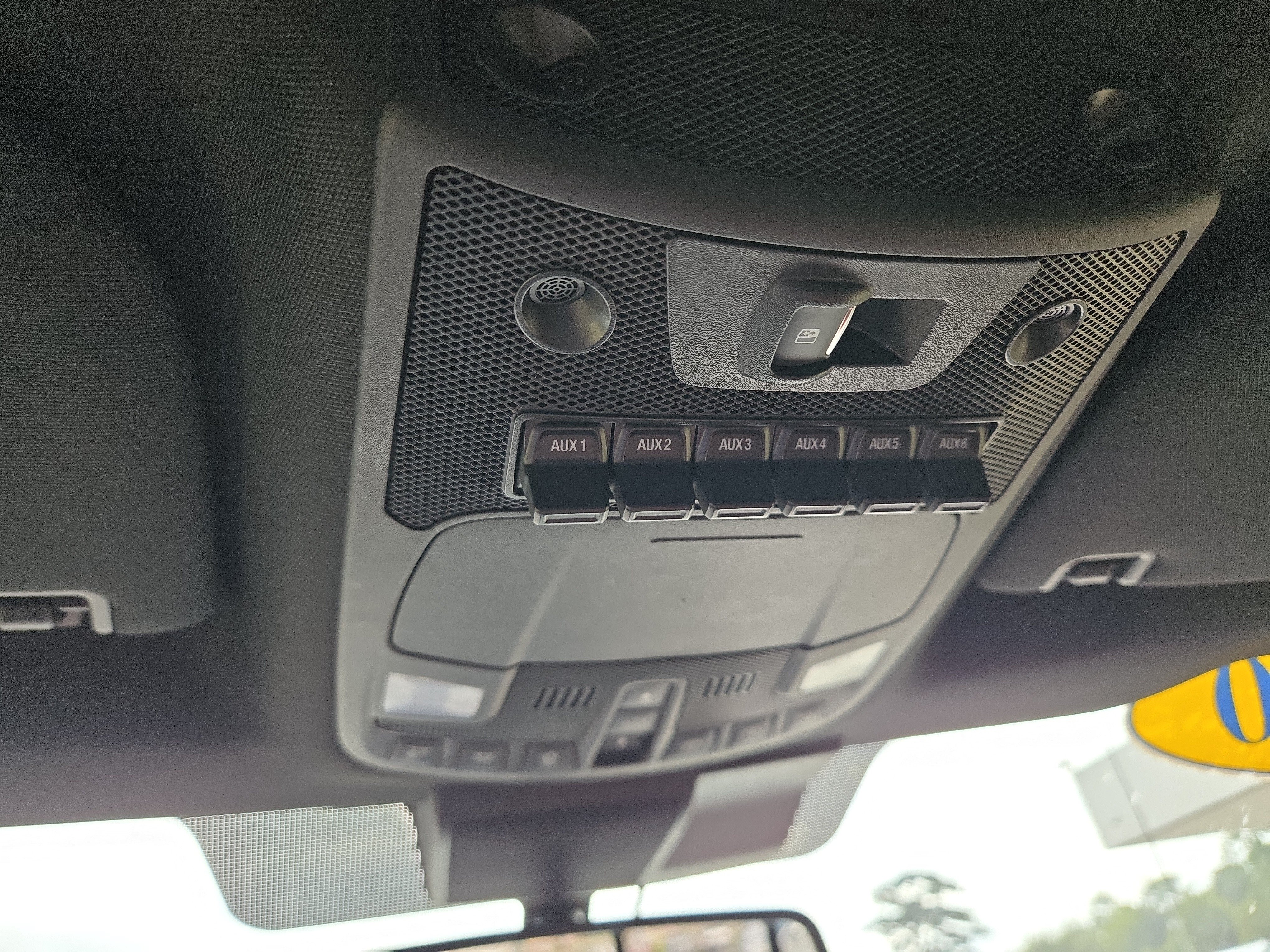 Used 2020 Ford F250 Platinum w/ FX4 Off-Road Package AWD/4WD image 24
