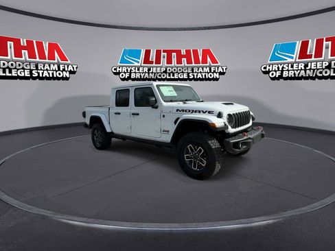 New 2026 Jeep Gladiator Mojave image 2