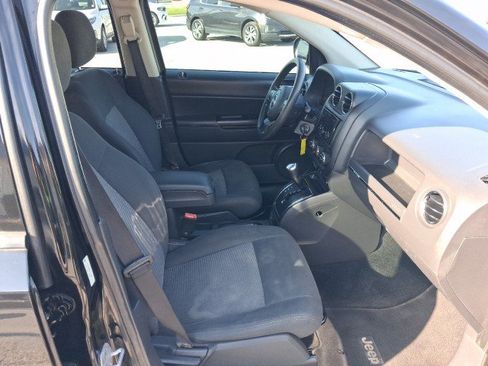 Used 2013 Jeep Compass Sport FWD image 27