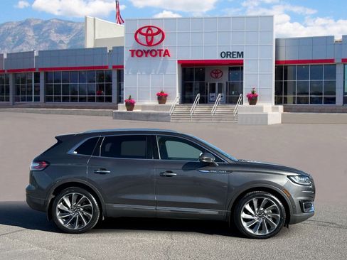 Used 2019 Lincoln Nautilus Reserve w/ Ultimate Package AWD/4WD image 3