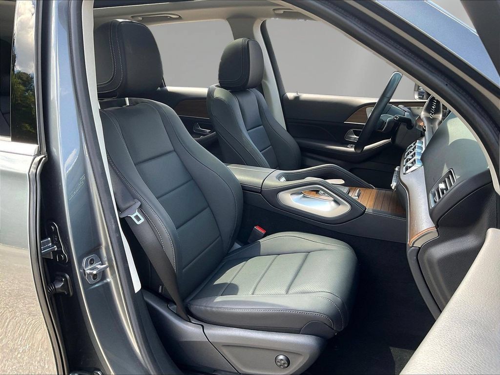 Certified 2025 Mercedes-Benz GLE 350 4MATIC image 29