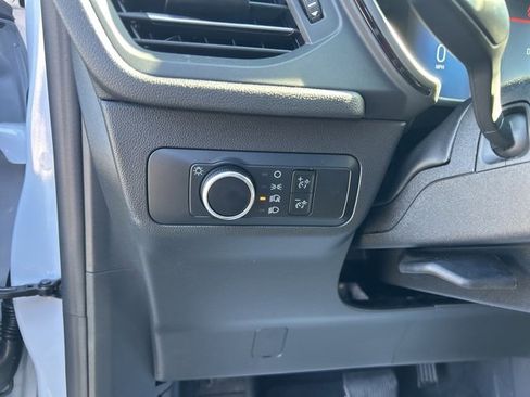 Used 2025 Ford Escape ST-Line image 17