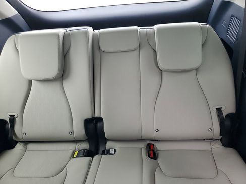 New 2026 Kia Carnival SX FWD image 23