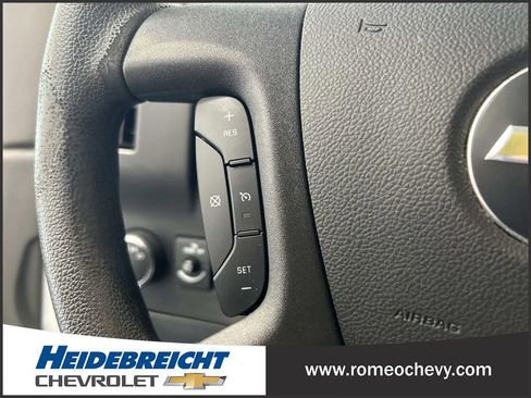 Used 2017 Chevrolet Express 2500 LT w/ LT Preferred Equipment Group RWD image 21
