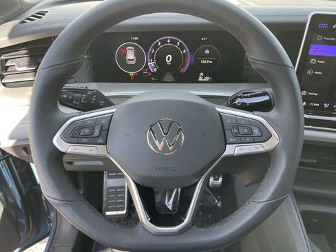 New 2026 Volkswagen Tiguan SE R-Line image 19