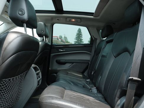Used 2011 Cadillac SRX Luxury FWD image 12