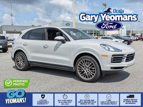 Used 2022 Porsche Cayenne AWD/4WD image 1