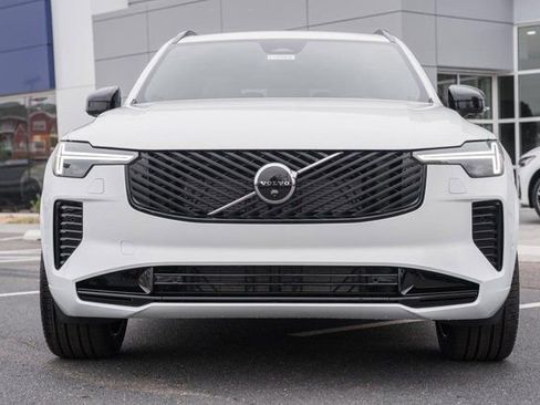 New 2026 Volvo XC90 B6 Ultra w/ Lounge Package image 2