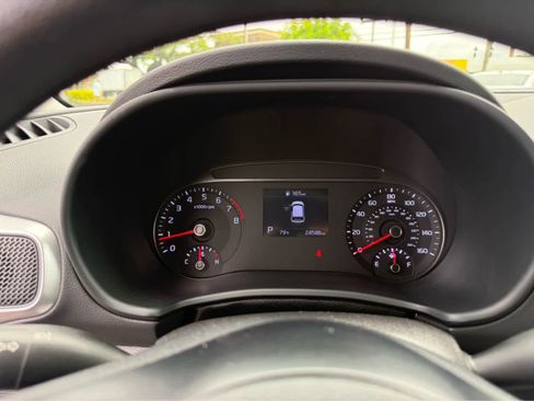 Used 2020 Kia Soul LX FWD image 7