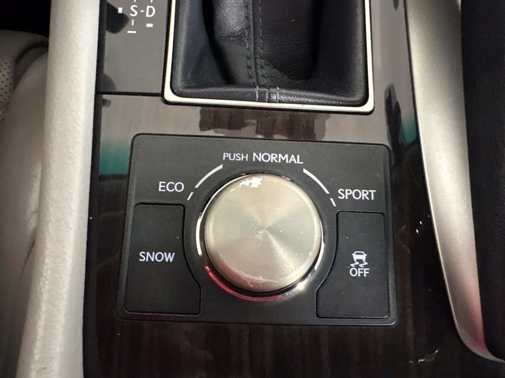 Used 2015 Lexus LS 460 w/ Comfort Package RWD image 15