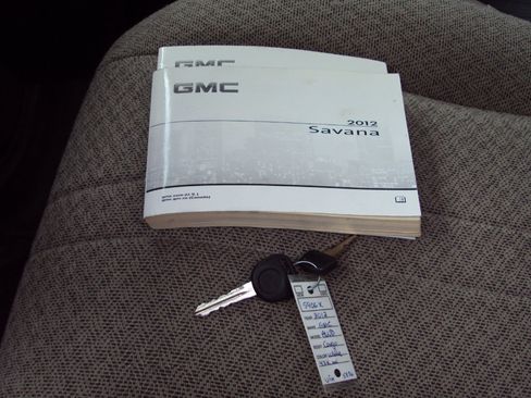 Used 2012 GMC Savana 1500 AWD image 21