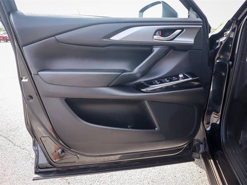 Used 2023 MAZDA CX-9 Touring Plus image 18