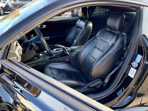 Used 2020 Ford Mustang GT Premium w/ GT Performance Package image 5
