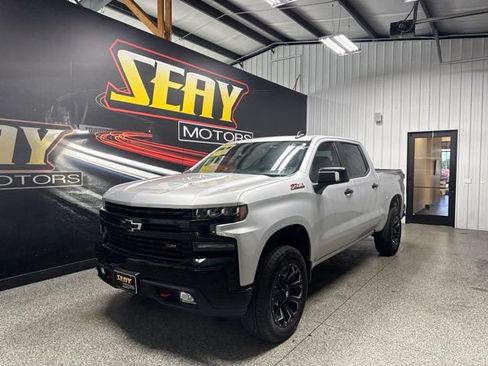 Used 2020 Chevrolet Silverado 1500 LT Trail Boss w/ Safety Package AWD/4WD image 1