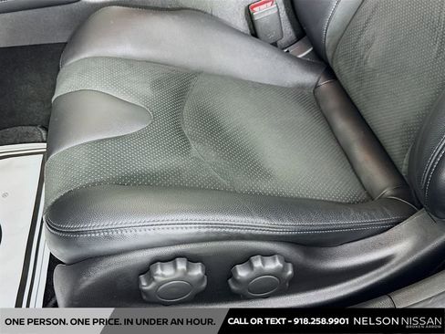 Certified 2024 Nissan Z Performance w/ Floor Mat Package image 20