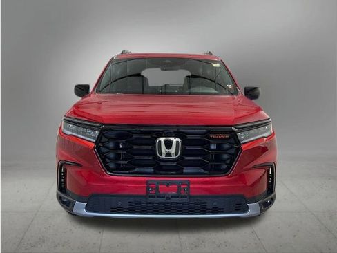 New 2025 Honda Pilot TrailSport image 11